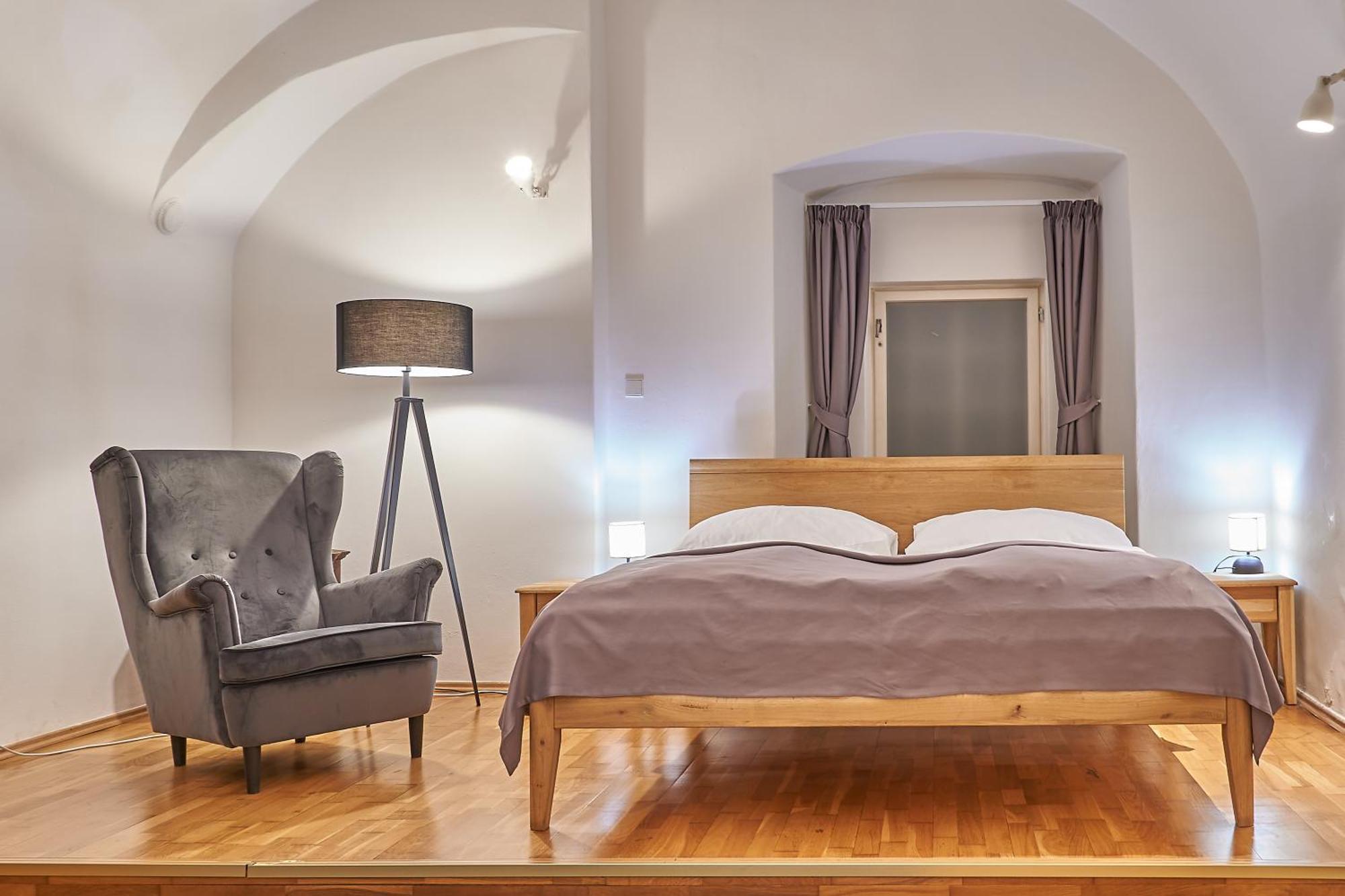 Hotel U 3 Pstrosu Praag Buitenkant foto