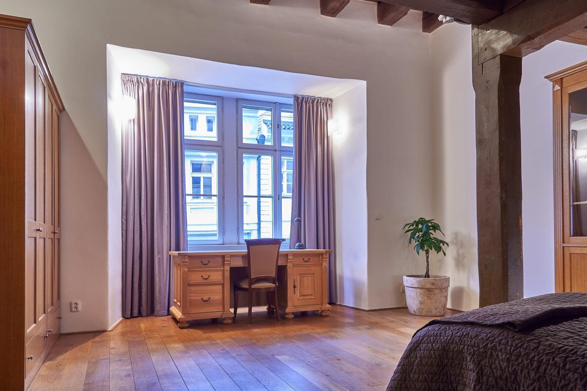 Hotel U 3 Pstrosu Praag Buitenkant foto